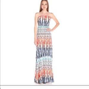 Tart strapless maxi